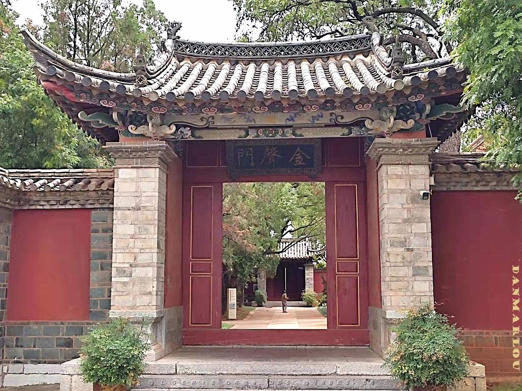 JIUNSHUI TEMPLE DE CONFUCIUS (87).jpg